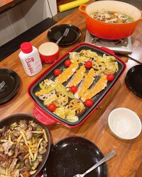 みきママ『何を作ってるかわからないけど何とかできた晩御飯です！！』