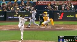 衝撃！パドレス松井裕樹、“魔球”で無双状態「えげつない」 リトル・イチローも“料理”… 3者連続三振で完璧リリーフ