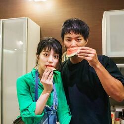 「お似合い」「本当に結婚したらどうですか」野村周平＆さとうほなみの“夫婦ショット”に反響続々