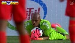 「時間稼ぎの20秒」は刮目に値！ GK小久保玲央ブライアンがU-23日本代表を救った一部始終…中国をイラつかせ続けたルールぎりぎりの狡猾プレーとは？