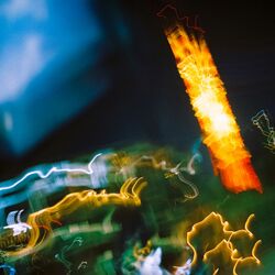 JABBA DA FOOTBALL CLUBのフロントマン：NOLOVこと山田大介とRing Ring Lonely Rollss、ライブハウスやクラブでの時間を歌うコラボ新曲「夜しかない国」リリース & MVを公開。