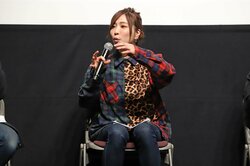 鉄塔の近くに住み始めた家族が次々と…オカルトサイト編集長が語った怖い話