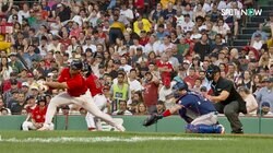 当てただけでグリーンモンスター直撃！吉田正尚の後に控える4番デバースの衝撃フェン直タイムリーに反響「なんだ今のすげぇ」 観客も打球覗き込む