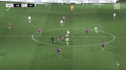 「何これ！」大迫勇也の“半端ないスルーパス”にネット騒然「ハリーケインだな」「えぐすぎる」武藤嘉紀との黄金ホットライン炸裂