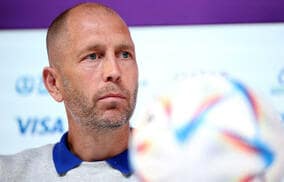 アメリカ代表監督が試合を前にイラン代表に急遽謝罪…理由はサッカー連盟のSNSでの不適切な国旗の投稿