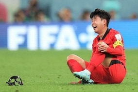 「不屈の主将を称えよ！」悲願のGS突破に大号泣したソン・フンミンを母国メディアが大絶賛！「今度は歓喜の涙だ」【Ｗ杯】