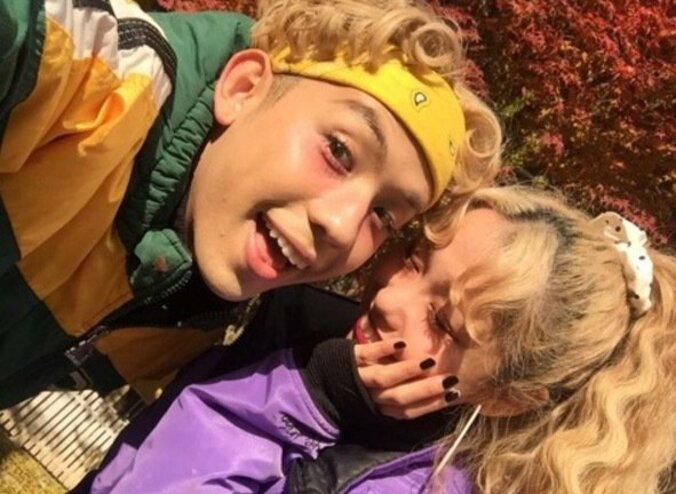 ぺこ「りゅうちぇるはすごい」　ラブラブツーショット写真11枚を公開 1枚目
