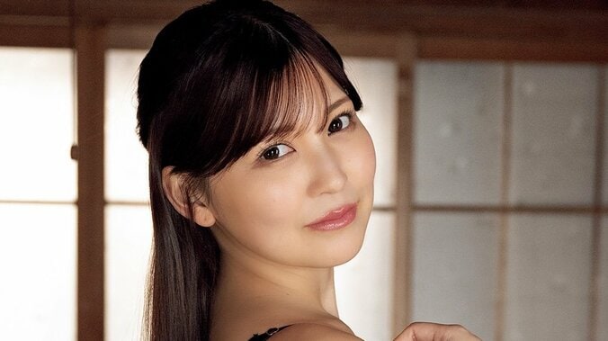 【写真・画像】149cmながらグラマーボディ アイドル・成瀬かのんの魅力に迫るグラビア 『週刊SPA！』　1枚目