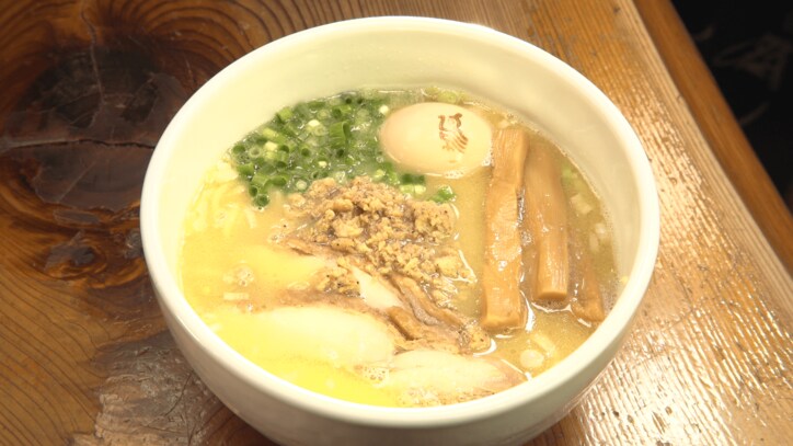 “声優AD”が池袋の人気ラーメン店を食べ歩き! 汁なし担担麺から濃厚鶏白湯スープまで