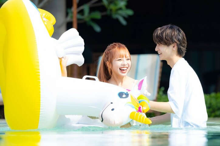 高1ギャルモデル、片思いのイケメン男子と早朝プールデートで超密着！可愛すぎる水着も披露『今日好き』フーコック島編第4話