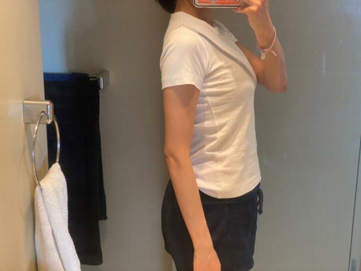 才賀紀左衛門の彼女 妊娠22週目のお腹の写真を公開 妊婦さんにみえません スタイル良過ぎ の声 話題 Abema Times