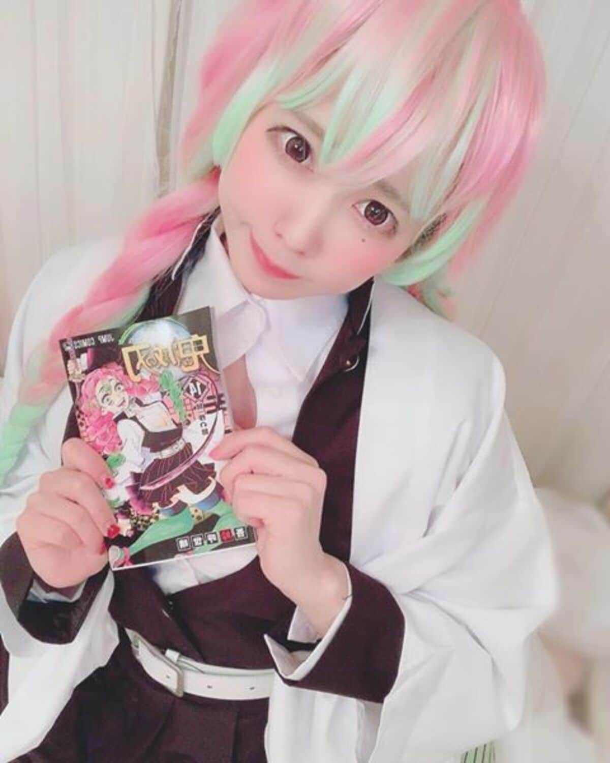 れもん 甘露寺蜜璃コスプレ 甘露寺蜜璃🍡🍯💖 * * * * コスプレ初期の写真覚えてる人いたら