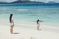 吉川ひなの、娘との“似すぎ”な写真に「もはやただのサイズ違い!」「コピーですね」と驚きの声