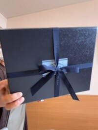 渡辺徹『息子達から還暦祝い』