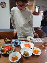 山田花子『煮るより刺し身』