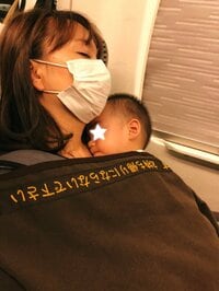 保田圭『爆睡中』