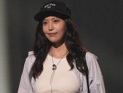 令和の峰不二子・阿部なつき、ボディライン露わなタンクトップ姿で会場を魅了！ウエストもチラリ「セクシーすぎる」の声