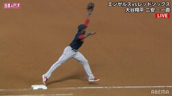 敵も味方もみんな唖然 微妙なプレーも泥沼12連敗エンゼルスに不運の判定「ホームなのに運もツキもない」「敵もビックリしてるやん」