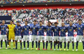 カタールW杯に臨む日本代表の選手背番号が決定！　8番に堂安律、9番に三笘薫