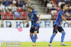 サッカー日本代表、無失点で4大会ぶり優勝。日韓戦にも快勝、佐々木翔が語った堅守の要因とは？【E-1サッカー選手権2022】