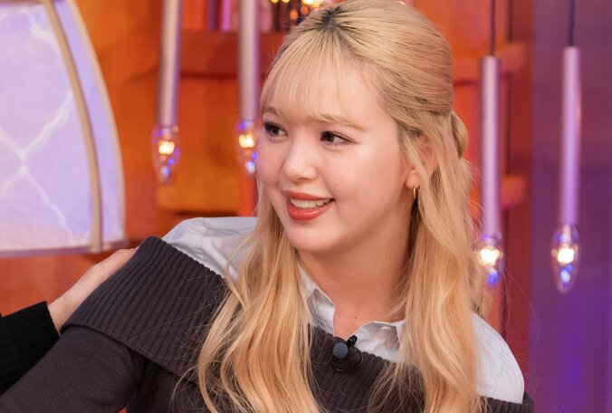 【写真・画像】藤田ニコル「これは不倫になりますか？」イケメンセラピストのマッサージに驚き「すごい」　1枚目