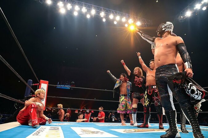 金剛の革命はならず…内藤は試合後、拳王に「またな」「会社主導ではなく、選手個人が相手選手の名前を出すような対抗戦をしたい」とも 2枚目