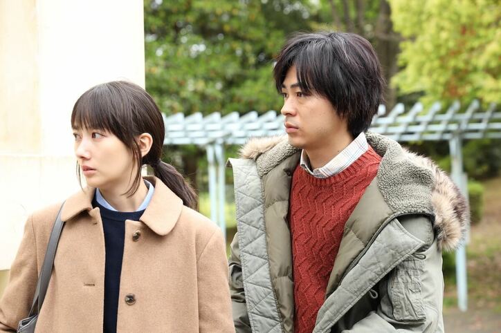 波瑠&成田凌、惹かれ合いながらも別々の人生を選んだ二人の30年を描く『弥生、三月』予告映像解禁