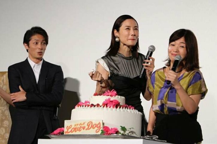 吉田羊が大久保佳代子にキス!『ラブ×ドック』舞台挨拶