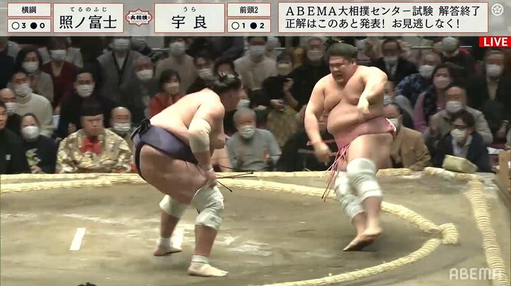 今年一番の名勝負が誕生 宇良 照ノ富士に敗れるも大健闘に館内大拍手 いい勝負だった これぞ大相撲 相撲 Abema Times
