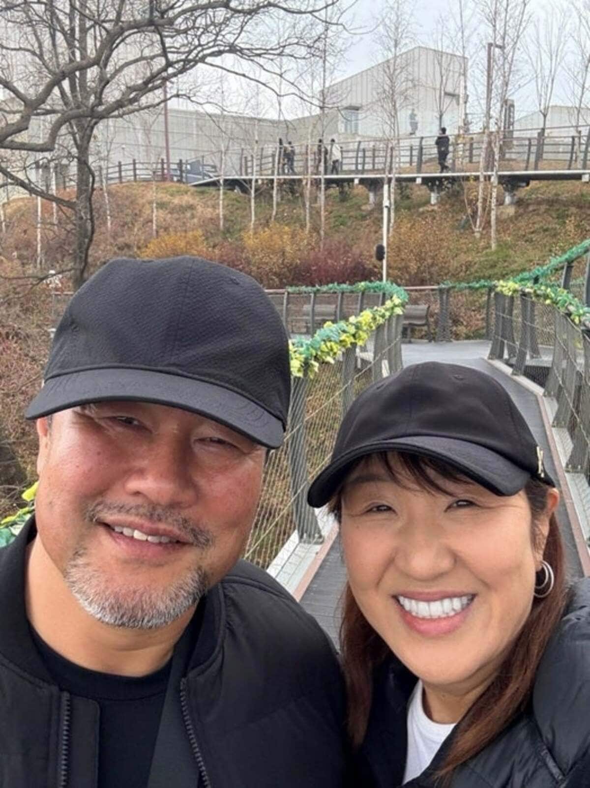 北斗晶、夫・佐々木健介と結婚30周年の記念に訪れた場所「ここに行か