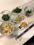 藤あや子、故郷・秋田から届いた山菜を使った手料理を公開「この時期の日常だったなぁ」 