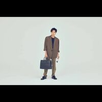 BVLGARIを着こなした磯村勇斗の“イケメンショット”に絶賛の声「爆イケ」「ずっと眺めてたい」