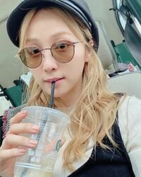 Dream Ami、サングラス姿のセルフショットを公開し「か、可愛すぎる…」「美しい！」とファン絶賛