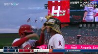 【映像】兜係のフィリップス、“初兜”によもやの「クリロナ」ポーズ