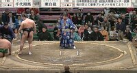 【映像】強烈張り手に力士が突如の失速