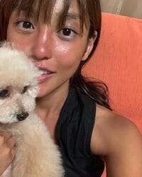 「良く焼けてる」「部活の日焼け女子みたい」岡副麻希の“2年前のこんがり日焼けショット”に反響