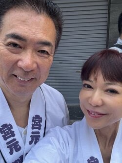 堀ちえみ、地元のお祭りで“法被姿”で寄り添う夫婦ショット 「いい顔してますね！粋です！」「元気そうで良かった」など反響