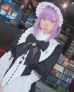 ゴスロリファッションもお手のもの！ えなこが披露した雑誌「bis」オフショットが「ほんとかわいい」と大好評