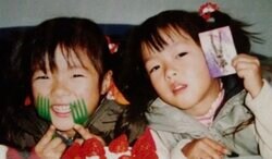  そっくりすぎる美人双子姉妹（29）、同時に同じ人を好きになった過去を告白「恋愛相談してたら…」