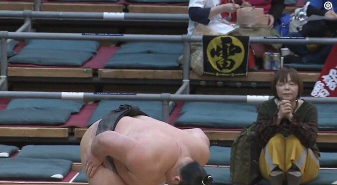 「初日から良い光景が見れた」ベテラン力士、ファンを魅了する“美しい所作“に反響相次ぐ 「見てるだけで気持ちいい」 5枚目