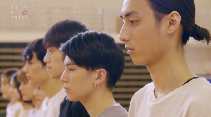 唇スレスレ！現役慶應生ハーフ美女のキスシーン稽古にMCもうっとり「お似合い、綺麗」『ドラ恋～Kissing the tears away～』act.2 3枚目