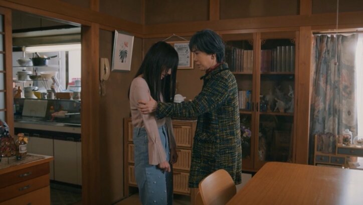 娘の交際に気づきブチギレ「誰なの？結婚を考えてる人って」毒親の詰問シーンが怖すぎてもはやホラー『泥濘の食卓』