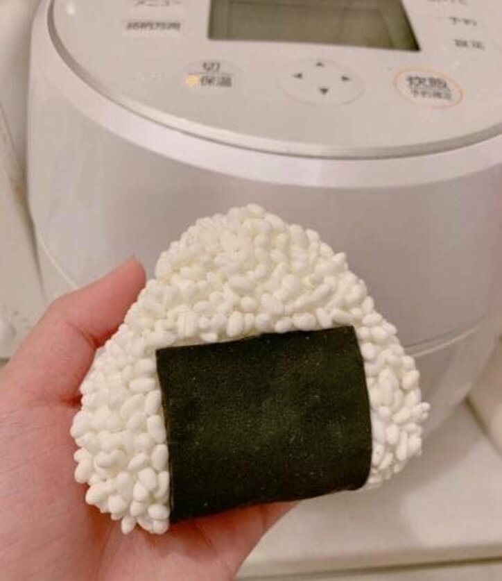 辻希美、娘が作った驚異の“おにぎり”を公開「よゐこの濱口さんに弟子入りさせてもらいたいね笑」