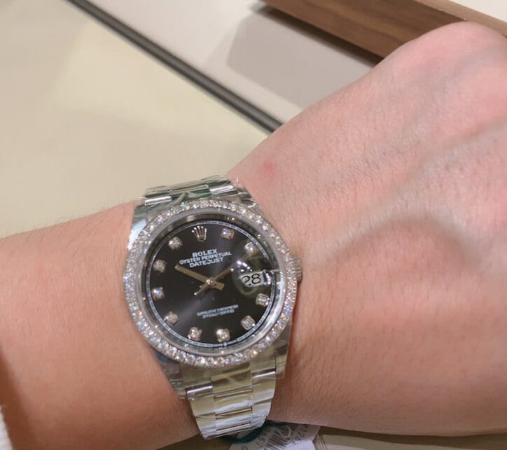  アレク、妻・川崎希が予算1000万円で時計を検討中「俺も買ってもらうかな？」 