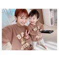 辻希美、三男とのお揃いコーデを披露「私と幸空がブラウンでたぁくんがブルー」