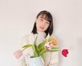 「一足早い春がやってきた」「待ち受けにします」山本美月がチューリップと調和した可憐なショットを披露し、称賛の声!