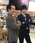 “バディ感満載”な田中圭&吉田鋼太郎の姿にファン歓喜「なにこの神ショット」「見事なシンクロ」