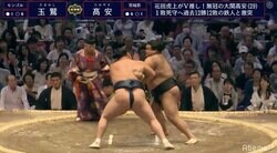 “一人大関”高安、悲願の初優勝へ1敗キープも左腕負傷か…花田虎上「心配ですね」