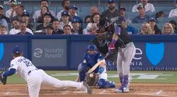 「打てるわけねーよ」山本由伸の“魔球スプリット”に相手打者もがっかり…？うつむきながらベンチへ戻る姿