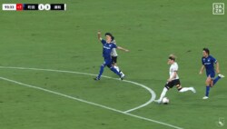 「何してんだよ…」「酷すぎる」“いらないファウル”でゴラッソ取り消し→浦和ファンが悲鳴…直後に同点弾を食らい「擁護できん」